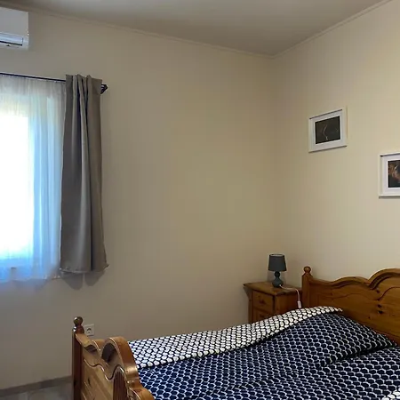 Tuender Pension Mogyorod Exterior photo